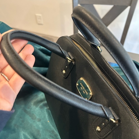 Michael Kors “Jet Set Large Saffiano Dome Satchel - Picture 5 of 7